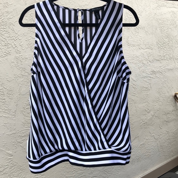 White House Black Market Tops - WHBM Blouse